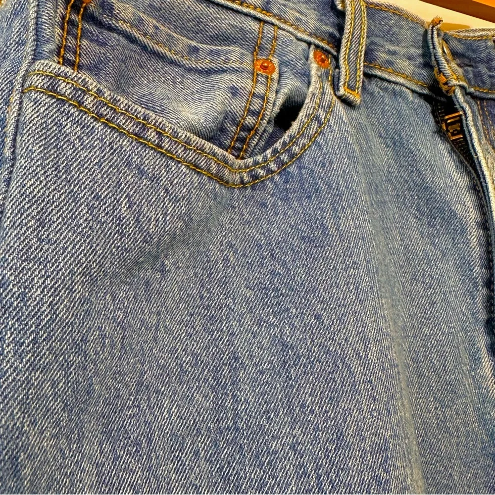 LEVI’S 550 Relaxed Fit Vintage Wash Dadcore Normcore Denim Jeans W 36 L 30 - Picture 3 of 6